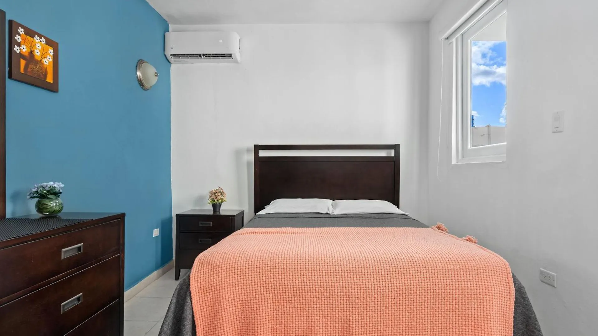 Апартаменты Otium With Pool Pet Friendly Near The Beach Сан-Хуан